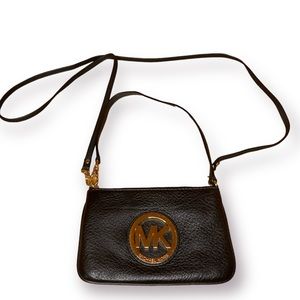 MK gold round logo wristlet small pouch wallet